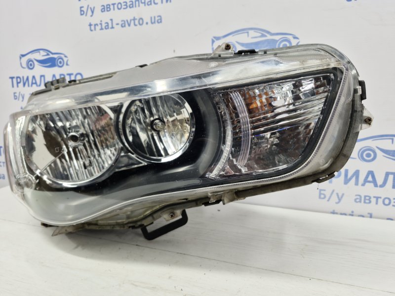 Фара правая галоген Outlander 2007-2012 XL 2.2 diesel 4N14