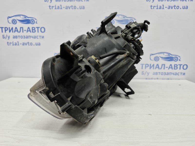 Фара правая галоген Outlander 2007-2012 XL 2.2 diesel 4N14
