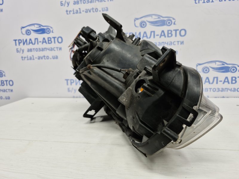 Фара левая галоген Outlander 2007-2012 XL 2.2 diesel 4N14