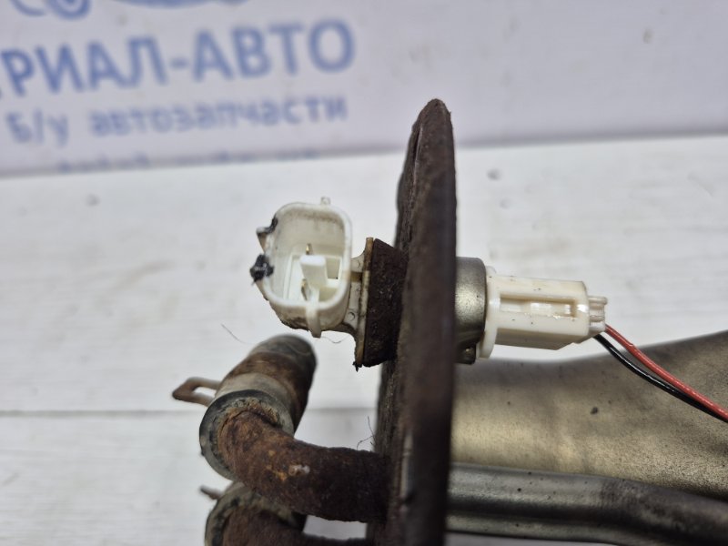 Датчик уровня топлива в бак L200 2006-2015 KB 2.5 дизель 4D56U Датчик уровня топлива в бак L200 2006-2015 KB 2.5 дизель 4D56U