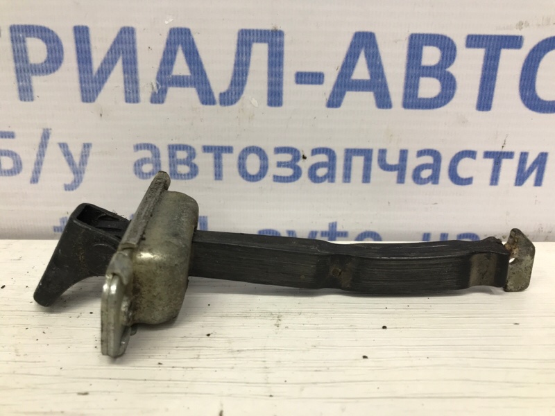 Ограничитель двери задний правый Hyundai I30 2011-2017 GD 1.6 diesel D4FB 79490A6000 Б/У