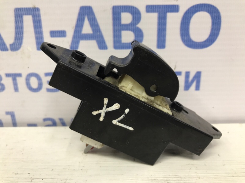 Кнопка стеклоподъемника Mitsubishi Outlander 2007-2012 XL 2.2 diesel 4N14 MR587944 Б/У