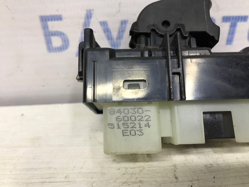 Кнопка стеклоподъемника Toyota Prado J120 3.0 Diesel 1KDFTV