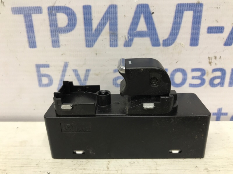 Кнопка стеклоподъемника Mazda 6 2012- GJ 2.2 diesel GMM666370 Б/У