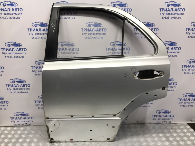 Запчасть дверь задняя левая Kia Sorento 2002-2011 BL 2.5 diesel D4CB 770033E111 Б/У Дверь задняя левая Kia Sorento 2002-2011 BL 2.5 diesel D4CB 770033E111 Б/У