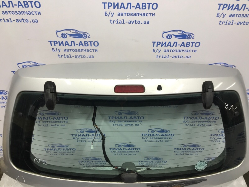 Крышка багажника Sorento 2002-2011 BL 2.5 diesel D4CB Крышка багажника Sorento 2002-2011 BL 2.5 diesel D4CB