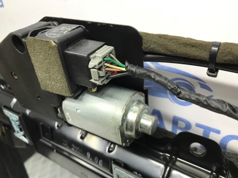 Люк в сборе Tucson 2004-2009 JM 2.0 diesel D4EA Люк в сборе Tucson 2004-2009 JM 2.0 diesel D4EA