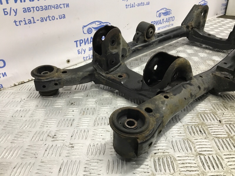 Балка задней подвески Hyundai Tucson JM 2.0 diesel D4EA Балка задней подвески Hyundai Tucson JM 2.0 diesel D4EA