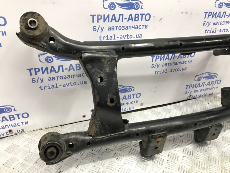 Балка задней подвески Tucson 2004-2009 JM 2.0 diesel D4EA Балка задней подвески Tucson 2004-2009 JM 2.0 diesel D4EA