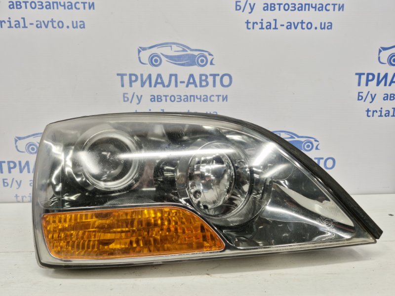 Фара правая галоген KIA Sorento 2002-2009 BL 2.5 diesel D4CB 921023E510 Б/У
