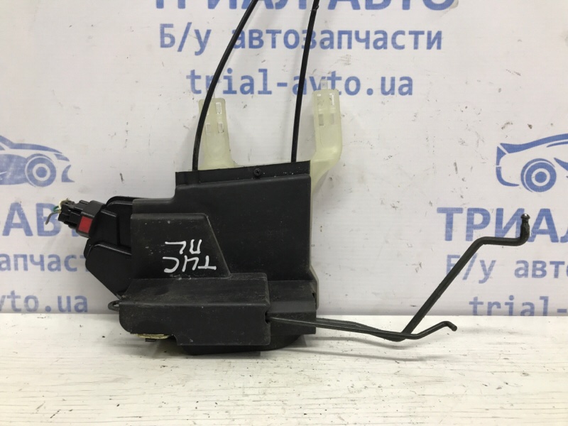 Замок двери передний левый Tucson 2004-2009 JM 2.0 diesel D4EA Замок двери передний левый Tucson 2004-2009 JM 2.0 diesel D4EA