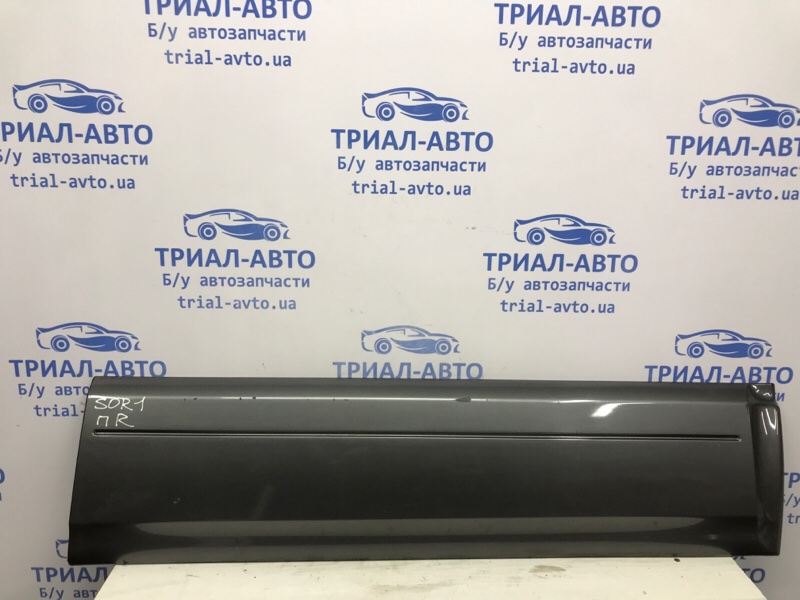 Накладка двери передняя правая KIA Sorento 2002-2009 BL 2.5 diesel D4CB 877403E500 Б/У