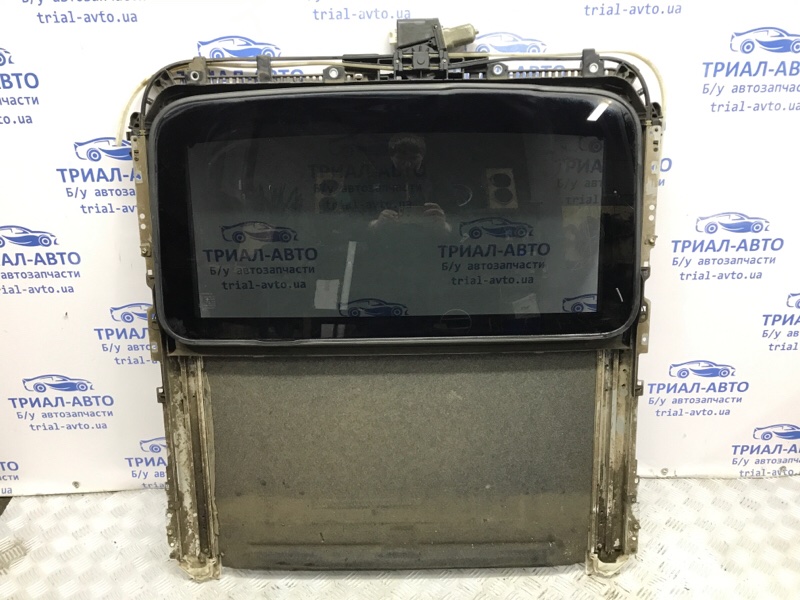 Люк в сборе Toyota RAV 4 2005-2012 A30 2.0 бензин 1AZFE 6320142090 Б/У