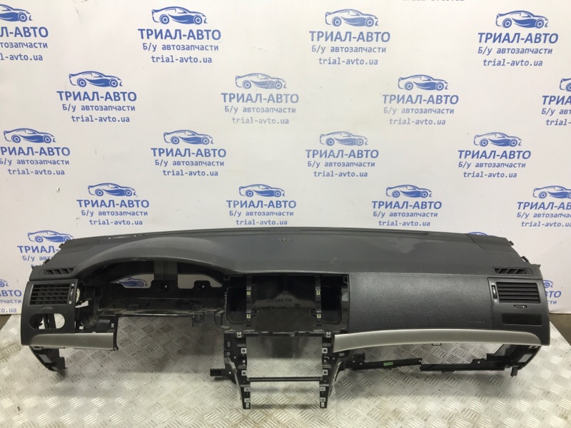 Торпеда с подушкой бесопасности Chevrolet Epica 2006-2013 V250 2.0 бензин X20D1 96467031 Б/У