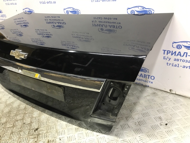 Крышка багажника Epica 2006-2013 V250 2.0 бензин X20D1 Крышка багажника Epica 2006-2013 V250 2.0 бензин X20D1