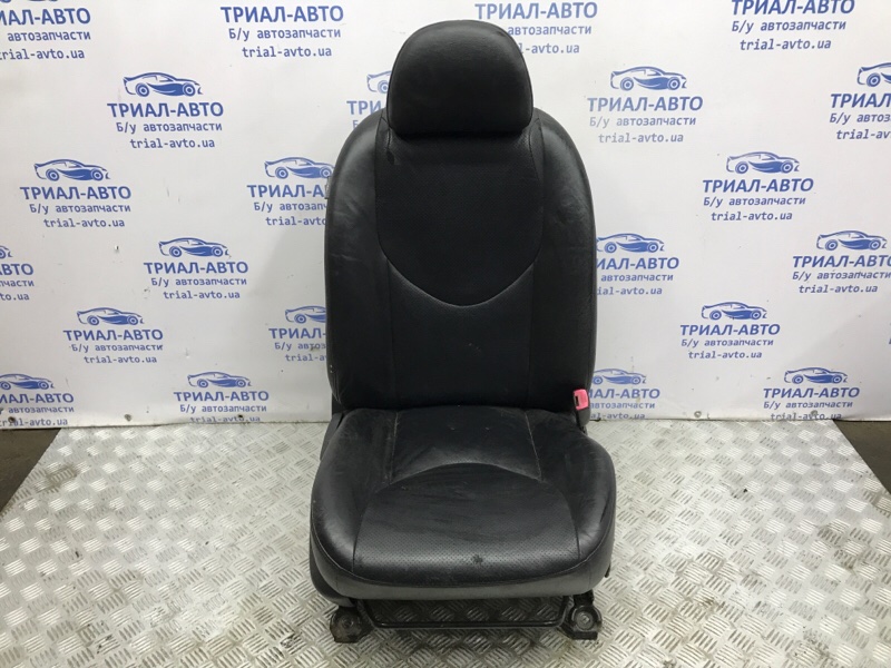 Сиденье переднее правое Toyota RAV 4 2005-2012 A30 2.0 бензин 1AZFE Б/У