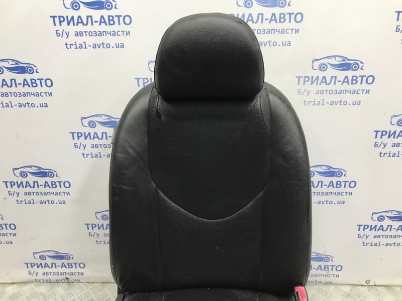 Сиденье переднее правое Toyota RAV 4 A30 2.0 бензин 1AZFE