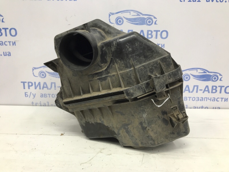 Корпус воздушного фильтра RAV 4 2005-2012 A30 2.0 бензин 1AZFE