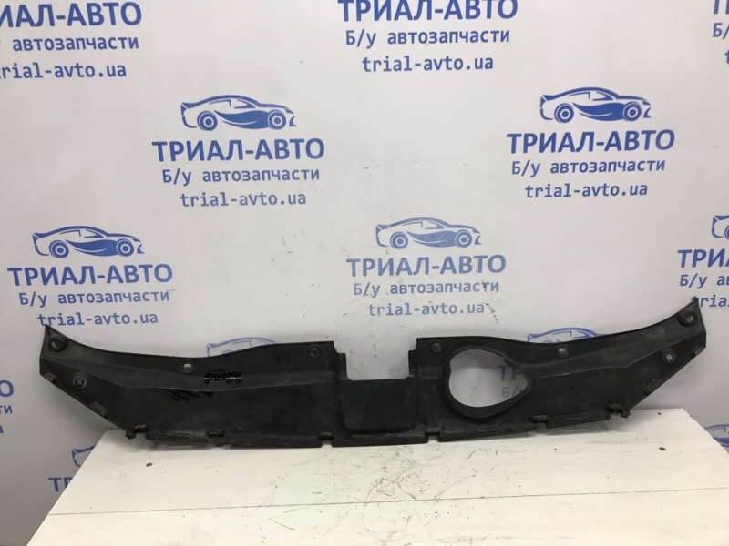 Накладка передней панели Santa fe 2005-2012 CM 2.7 бензин G6EA