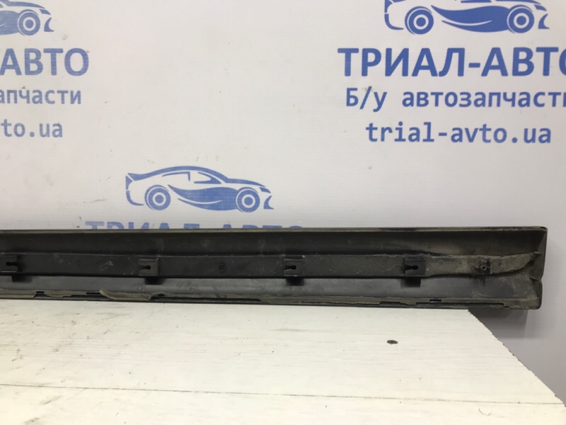 Накладка двери передняя левая Santa fe 2005-2012 CM 2.7 бензин G6EA Накладка двери передняя левая Santa fe 2005-2012 CM 2.7 бензин G6EA