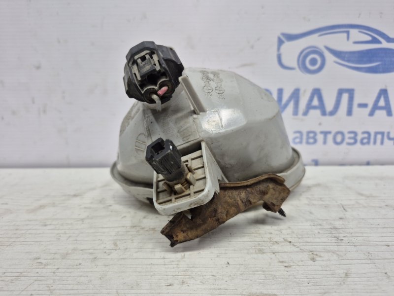 Фара противотуманная левая Santa fe 2005-2012 CM 2.7 бензин G6EA