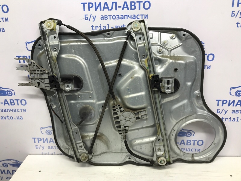 Стеклоподъемник передний правый Santa fe 2005-2012 CM 2.7 бензин G6EA