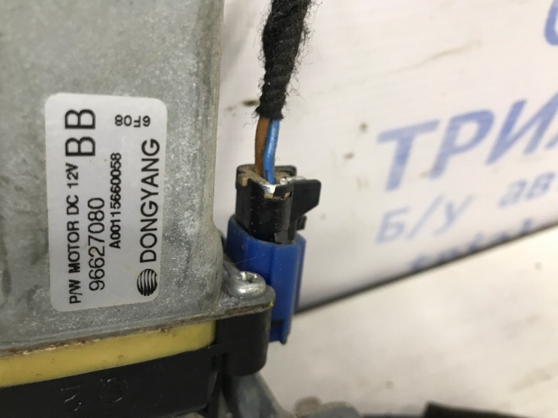 Стеклоподъемник передний правый Chevrolet Epica V250 2.0 бензин X20D1 Стеклоподъемник передний правый Chevrolet Epica V250 2.0 бензин X20D1