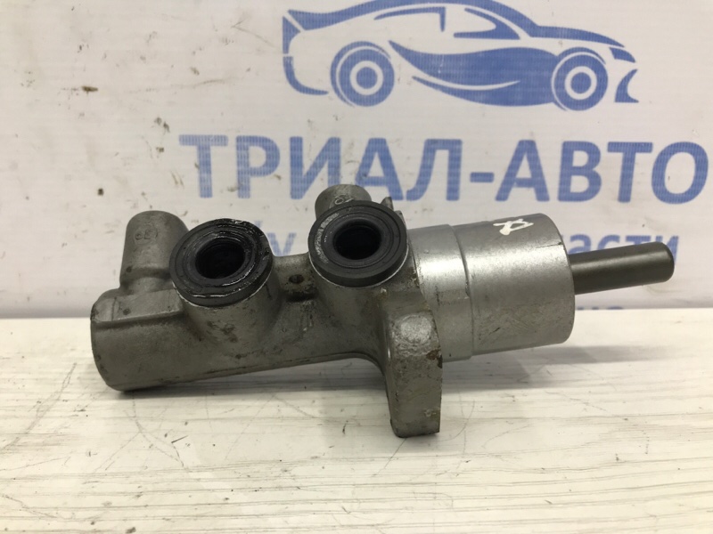 Тормозной цилиндр главный Chevrolet Epica 2006-2013 V250 2.0 бензин X20D1 93744721 Б/У