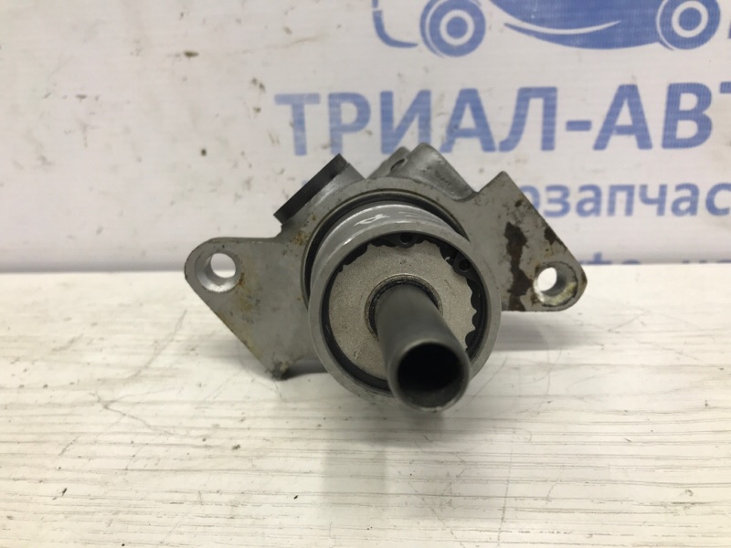 Тормозной цилиндр главный Epica 2006-2013 V250 2.0 бензин X20D1