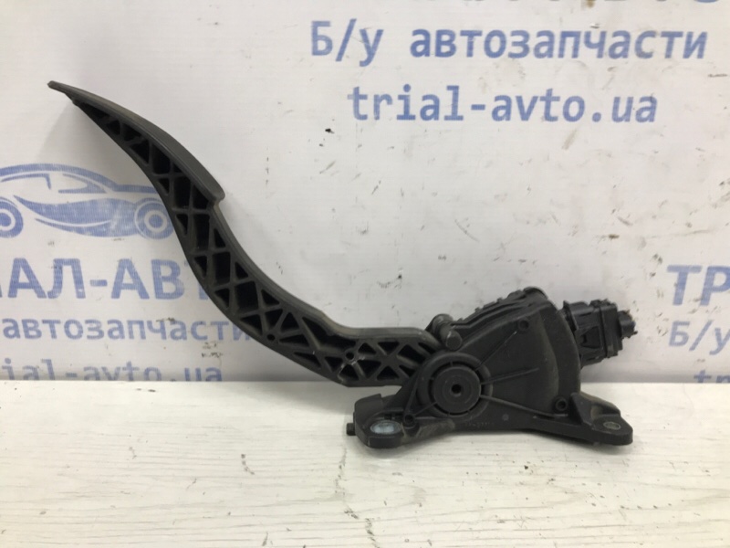 Педаль газа Chevrolet Epica 2006-2013 V250 2.0 бензин X20D1 96408078 Б/У