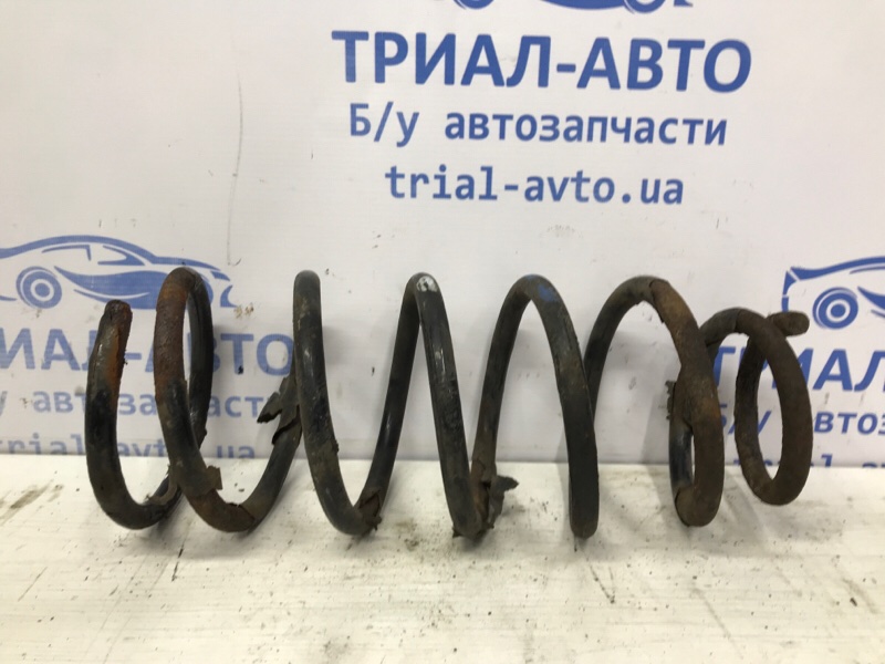 Пружина задняя KIA Sorento 2002-2009 BL 2.5 diesel D4CB 553303E040 Б/У