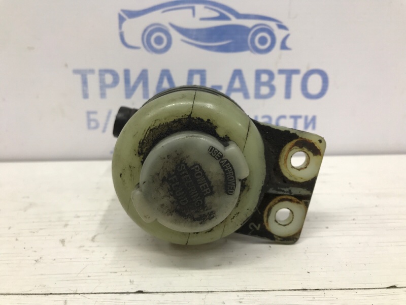 Бачок ГУР Mitsubishi L200 KB 2.5 дизель 4D56U Бачок ГУР Mitsubishi L200 KB 2.5 дизель 4D56U