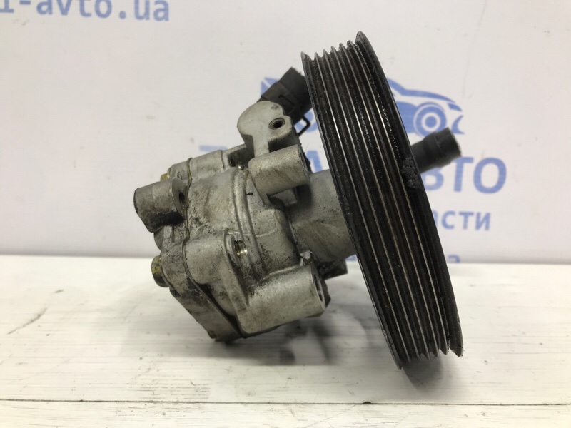 Насос ГУ Mitsubishi L200 KB 2.5 дизель 4D56U