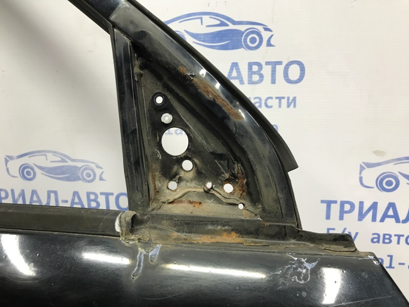 Дверь передняя правая Mitsubishi L200 KB 2.5 дизель 4D56U Дверь передняя правая Mitsubishi L200 KB 2.5 дизель 4D56U