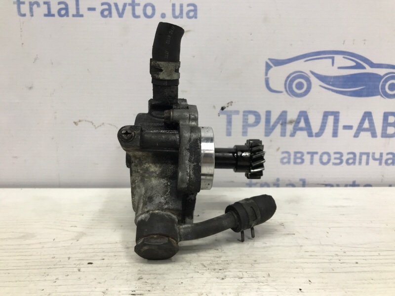 Насос вакуумный Mitsubishi L200 2006-2015 KB 2.5 дизель 4D56U 2020A002 Б/У
