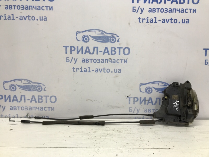 Замок двери передний правый Mitsubishi L200 2006-2015 KB 2.5 дизель 4D56U 5745A094 Б/У