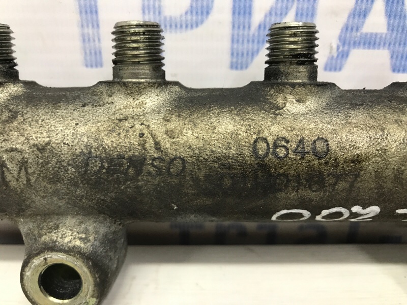 Топливная рампа L200 2006-2015 KB 2.5 дизель 4D56U