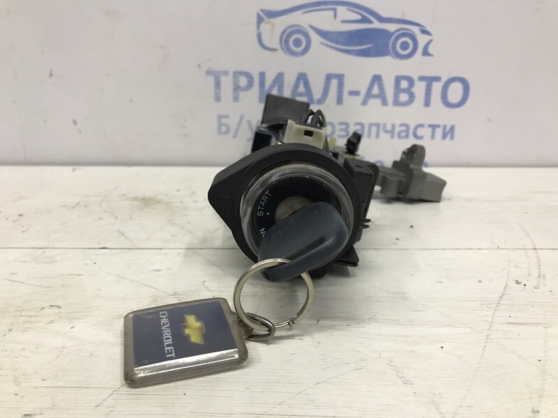 Замок зажигания Epica 2006-2013 V250 2.0 бензин X20D1