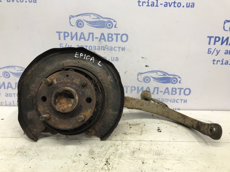 Цапфа задняя левая со ступицей Epica 2006-2013 V250 2.0 X20D1