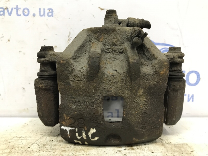 Запчасть суппорт передний левый Hyundai Tucson 2004-2009 JM 2.0 Diesel D4EA 581102E000 Б/У Суппорт передний левый Hyundai Tucson 2004-2009 JM 2.0 Diesel D4EA 581102E000 Б/У