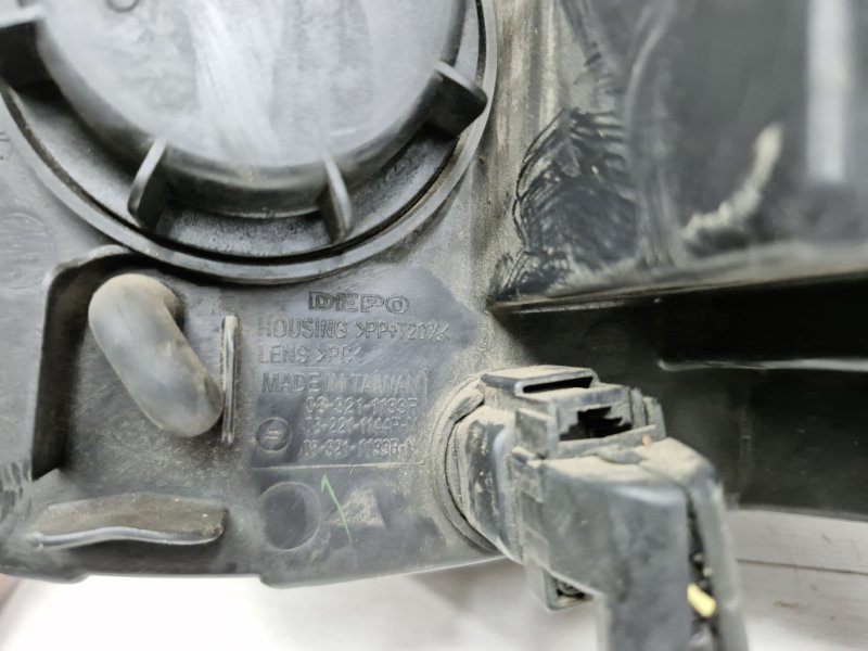 Фара правая галоген Santa fe 2005-2012 CM 2.7 бензин G6EA
