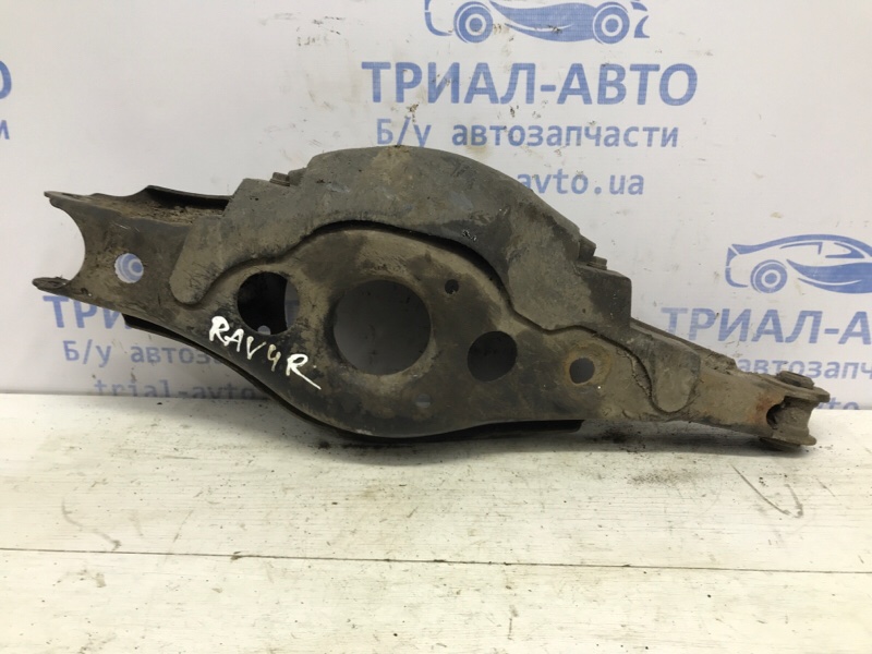 Рычаг задней подвески нижний поперечный (под пружину) Toyota RAV 4 2005-2012 A30 2.0 бензин 1AZFE 48730-42040 Б/У