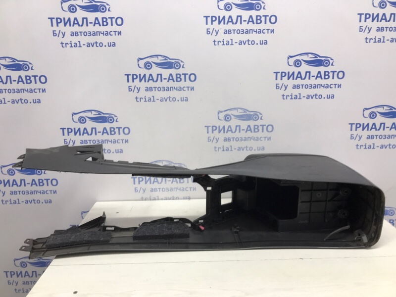 Подлокотник RAV 4 2005-2012 A30 2.0 бензин 1AZFE
