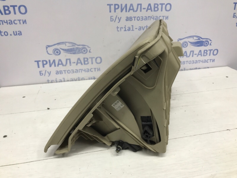 Бардачок Hyundai Santa fe CM 2.7 бензин G6EA