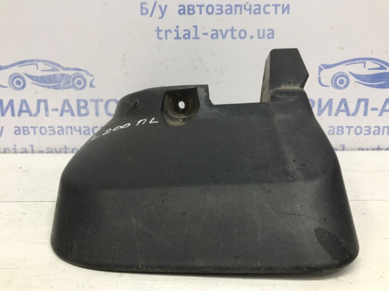 Брызговик передний левый L200 2006-2015 KB 2.5 дизель 4D56U Брызговик передний левый L200 2006-2015 KB 2.5 дизель 4D56U
