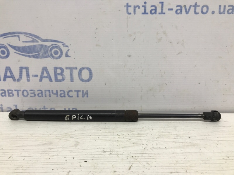 Амортизатор крышки багажника Chevrolet Epica 2006-2013 V250 2.0 бензин X20D1 96636674 Б/У