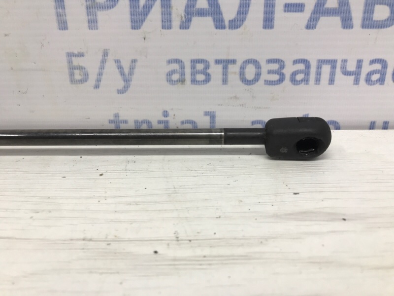 Амортизатор крышки багажника Sorento 2002-2011 BL 2.5 diesel D4CB Амортизатор крышки багажника Sorento 2002-2011 BL 2.5 diesel D4CB