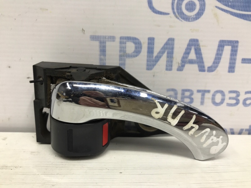 Ручка двери внутренняя правая Toyota RAV 4 2005-2012 A30 2.0 бензин 1AZFE 6920533090B0 Б/У