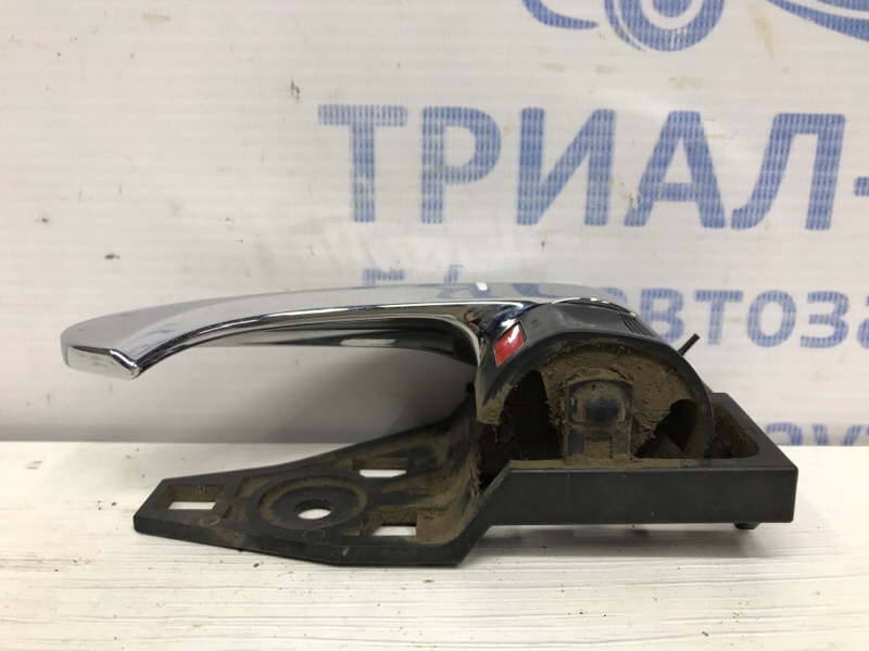 Ручка двери внутренняя левая RAV 4 2006-2013 A30 2.0 бензин 1AZFE