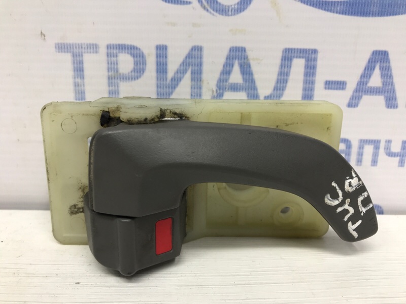 Ручка двери внутренняя правая Hyundai Tucson 2004-2009 JM 2.0 diesel D4EA 82620-2E000-LM Б/У
